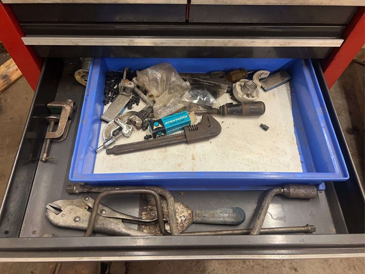 craftsman-toolbox-with-contents-image-21