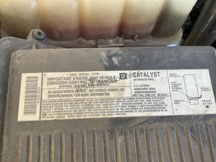 2006-chevrolet-silverado-3500-image-14