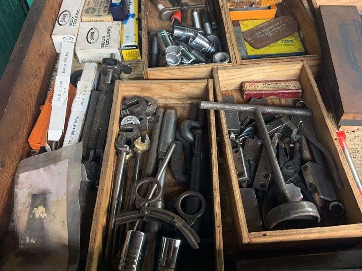 (2)-cabinets-with-contents-image-3