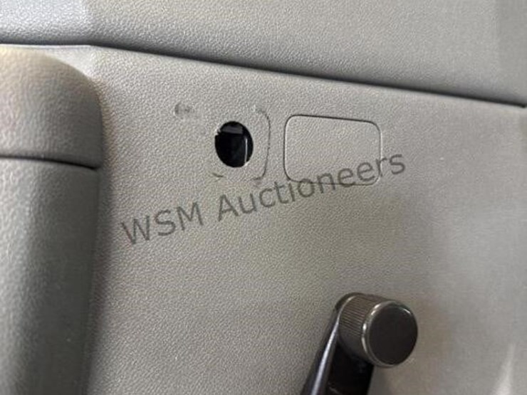 chevrolet-silverado-3500hd-image-28