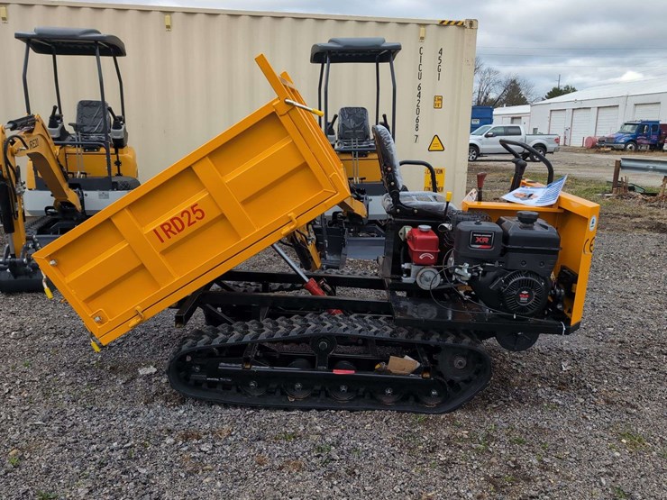 idr25-crawler-dumper-with-seat---13.5-hp-briggs-and-stratton-image-1