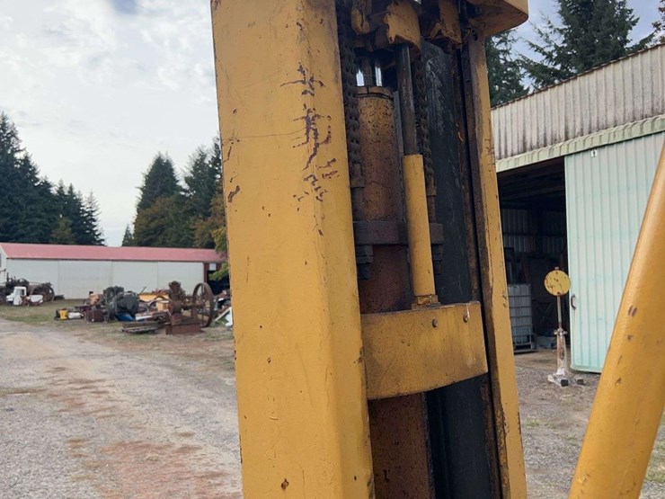 baker-forklift-image-16