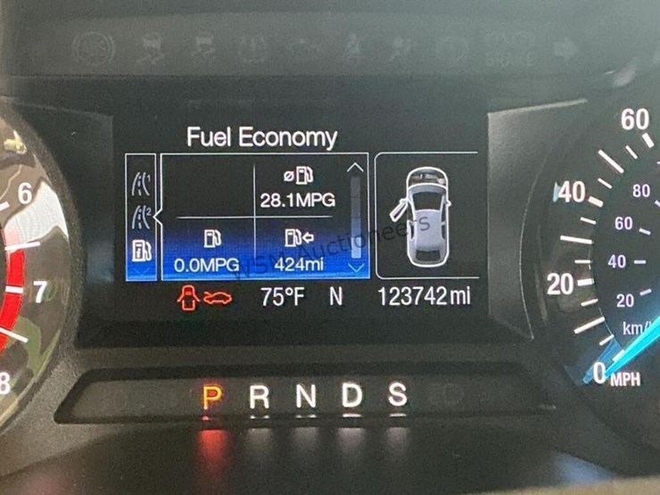 2015-ford-fusion-se-sdn-image-16