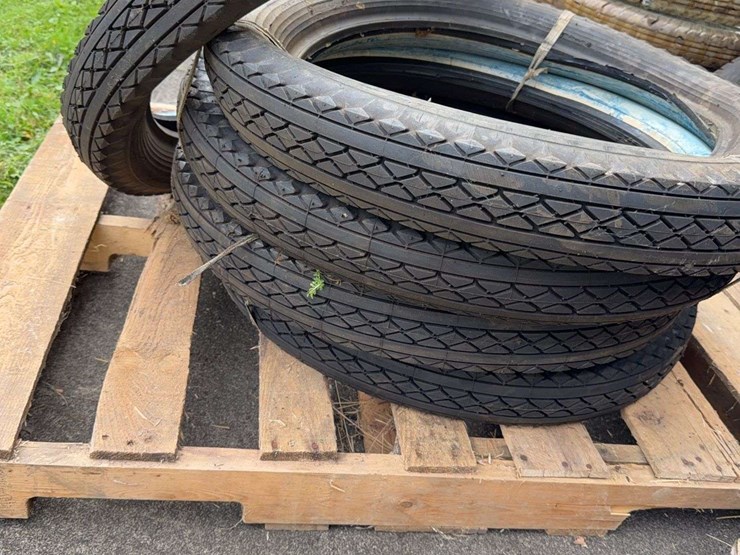 (5)-new-old-stock-goodyear-tires-image-2