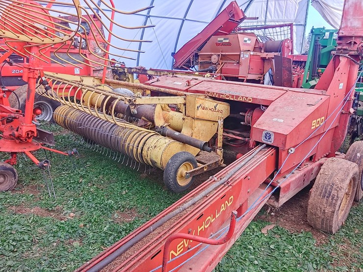 new-holland-900-image-2