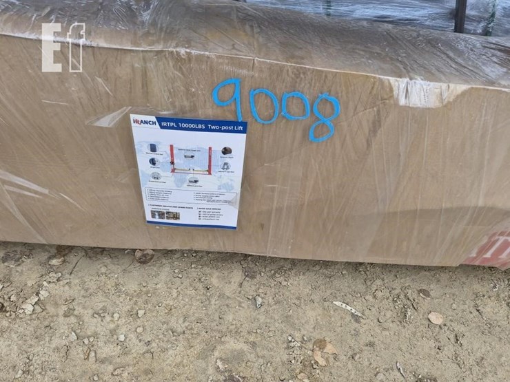 irlanch-two-post-10,000lb-lift-hoist-image-2