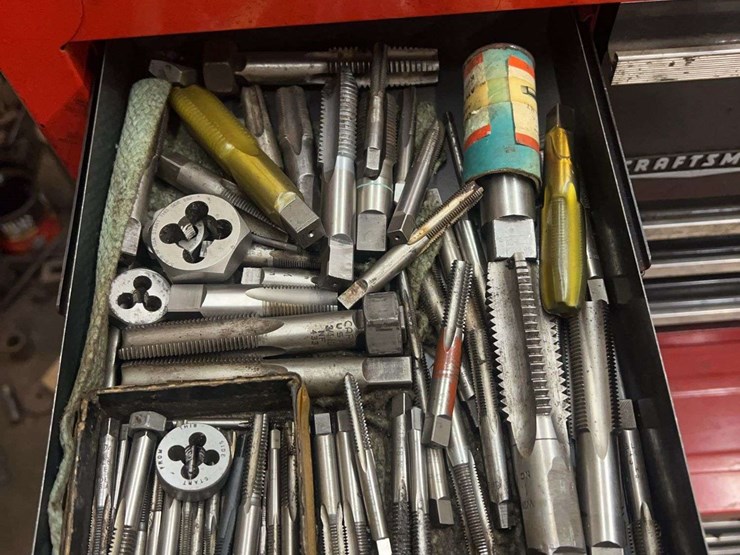 craftsman-toolbox-with-contents-image-6