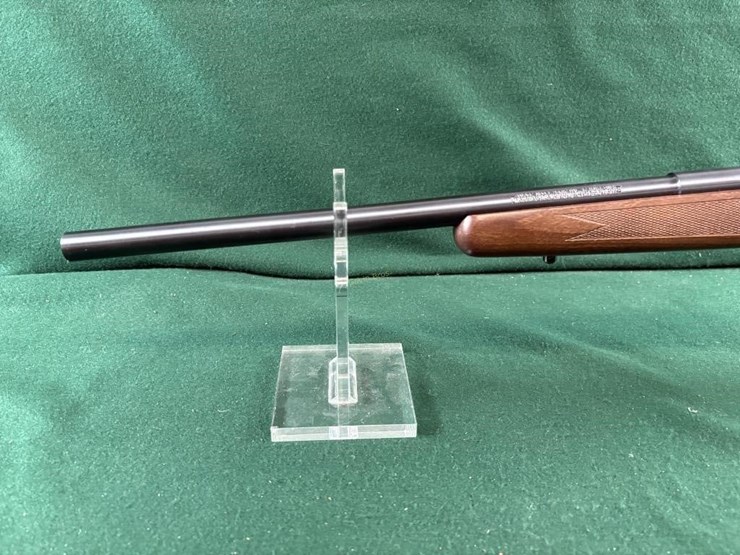 new-savage-mdl.93r17-17hmr-rifle-image-8