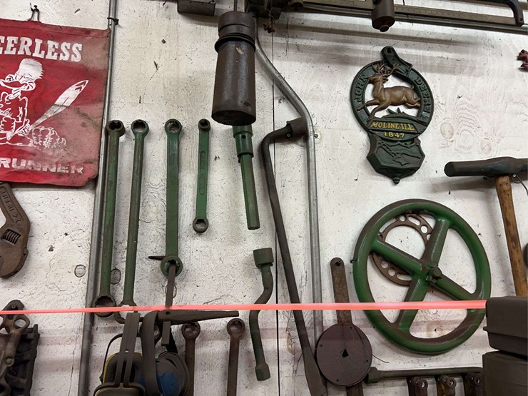 wall-of-tools-image-23