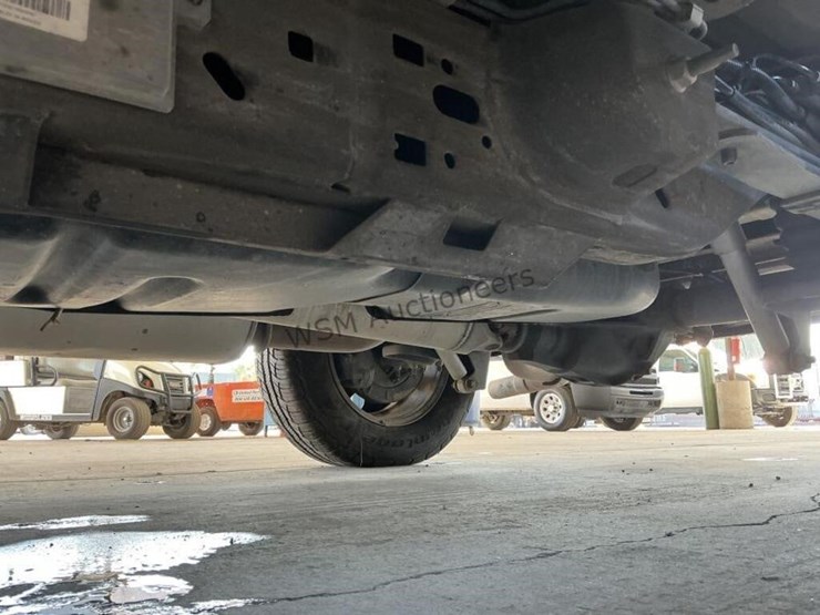 2012-chevrolet-express-1500-image-24