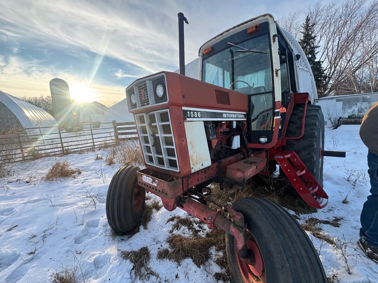 international-1586-image-7