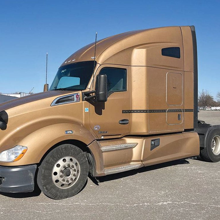 2022 KENWORTH T680