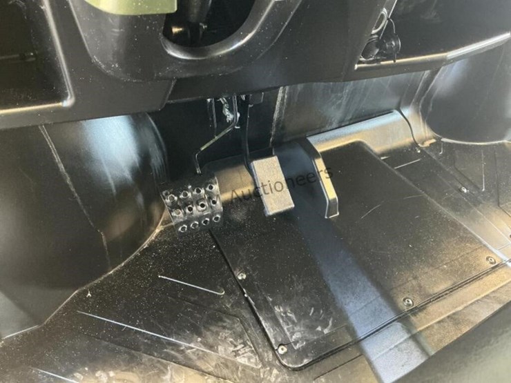 2014-polaris-ranger-image-21