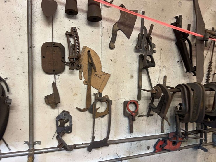 wall-of-tools-image-12