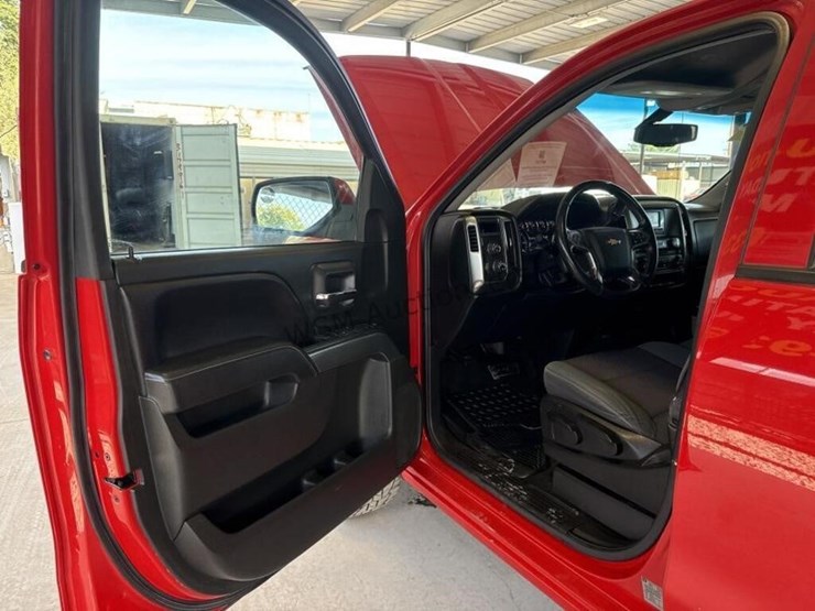 2015-chevrolet-silverado-1500-image-21