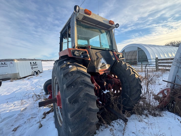 international-1586-image-8