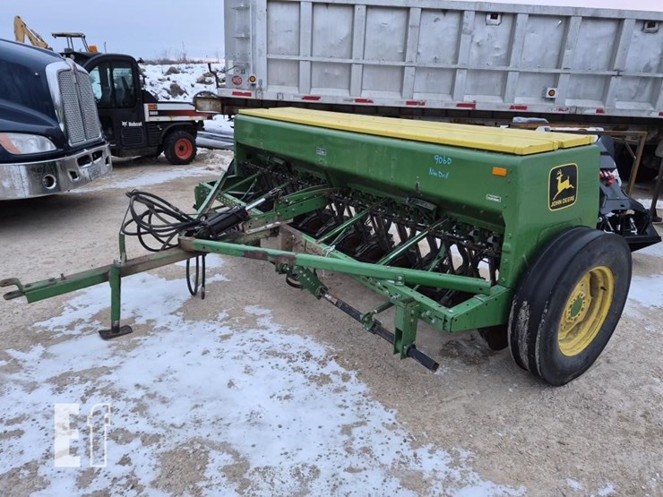 john-deere-8300-image-11