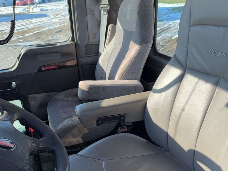 2013-kw-t800-semi-image-6