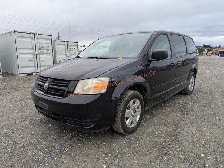 2010-dodge-caravan-se-image-1