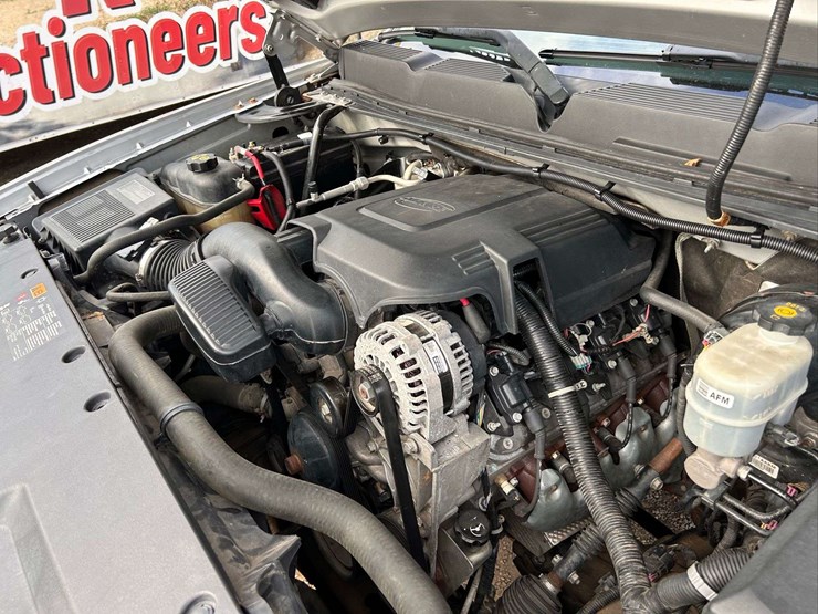 2012-chevrolet-silverado-1500-image-33