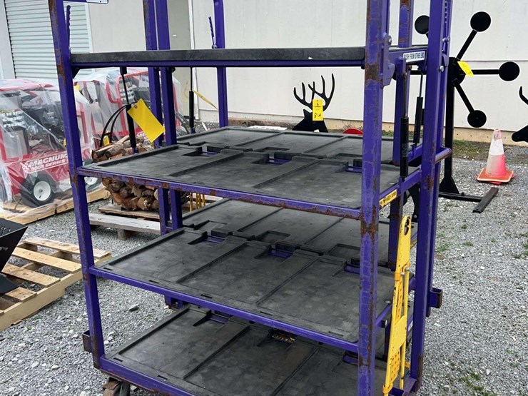 qty-(2)-industrial-rolling-carts-image-4