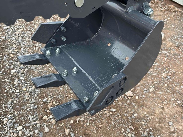 unused-sdle20-mini-excavator-image-4