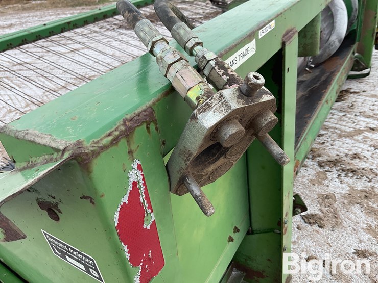 john-deere-212-image-19