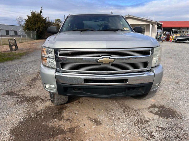 2012-chevrolet-silverado-1500-image-6