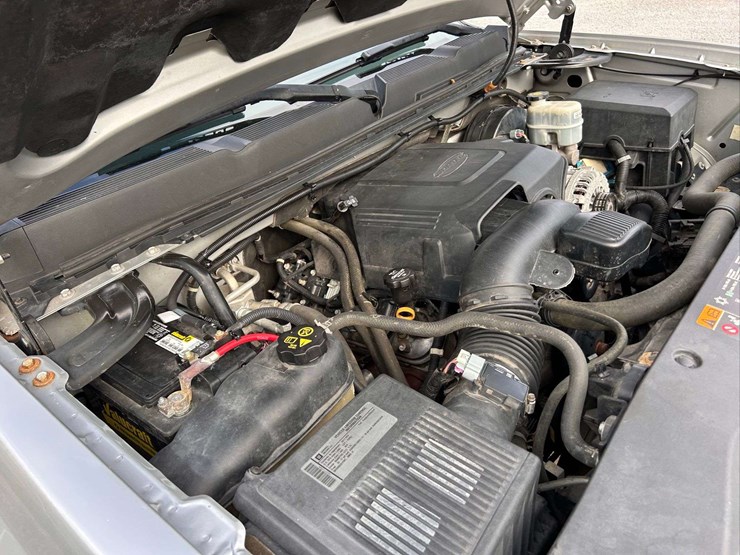 2012-chevrolet-silverado-1500-image-35