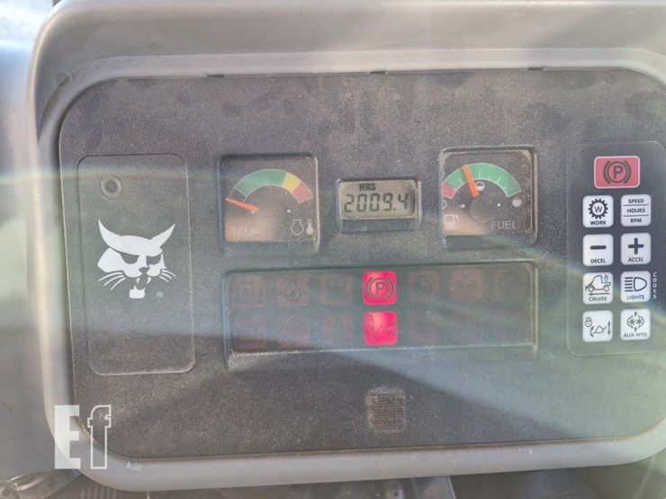 bobcat-toolcat-5600-image-15