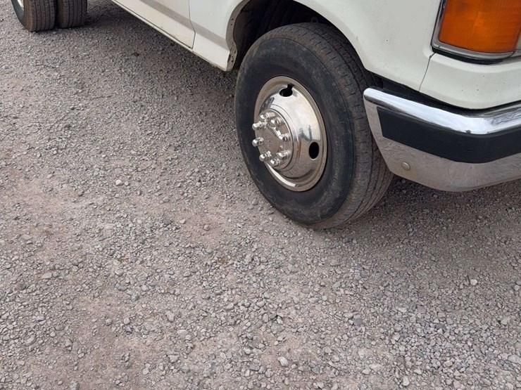 1988-ford-f350-image-24