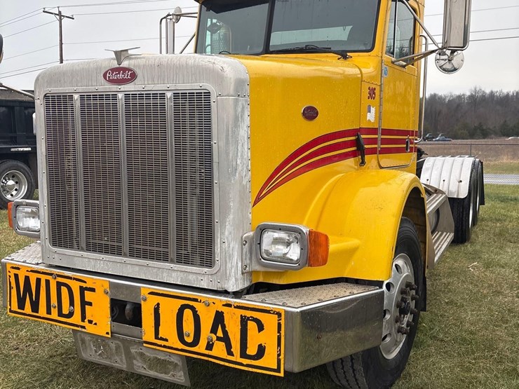 2003-peterbilt-378-image-1