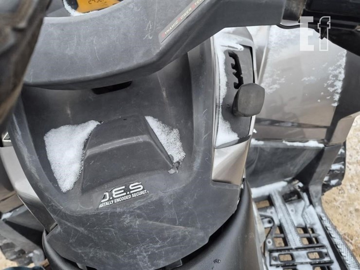 can-am-outlander-800-r-image-11