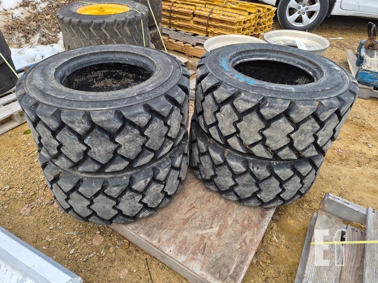 12x16.5-tires-image-5