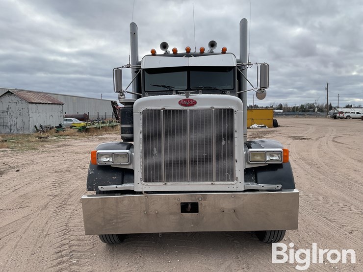 peterbilt-379-image-2