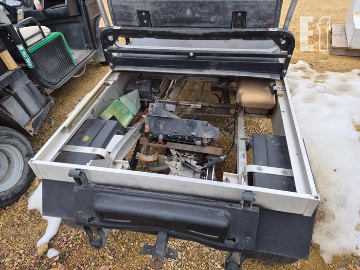 club-car-turf-2-image-3