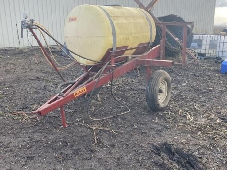 300-gallon-sprayer-image-1