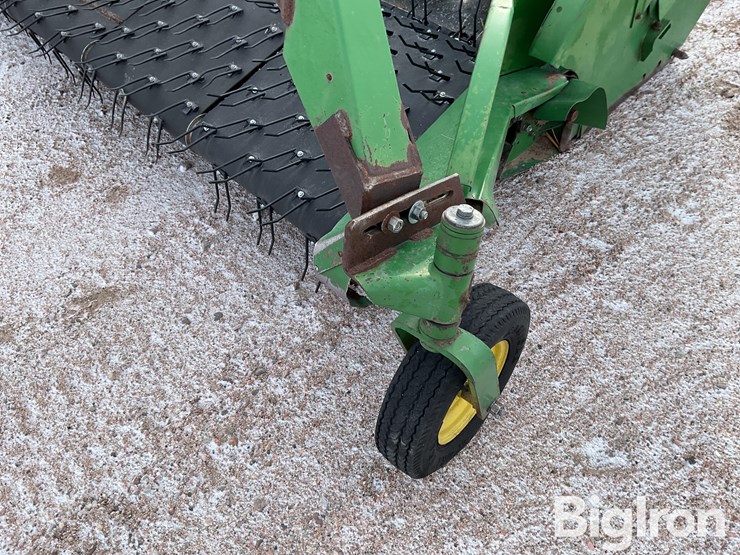 john-deere-212-image-9