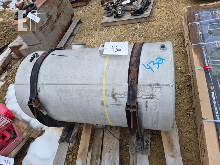 diesel-side-mount-tank-image-1