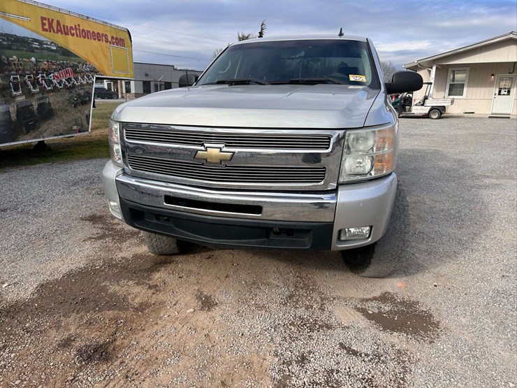 2012-chevrolet-silverado-1500-image-5