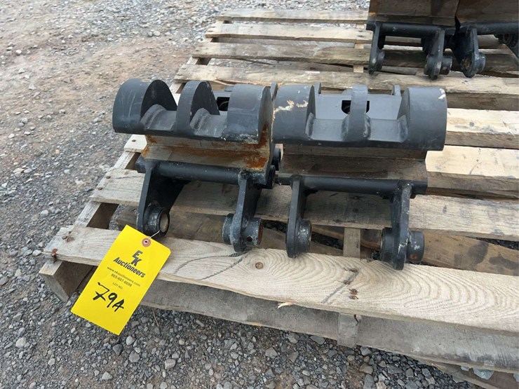 qty-(2)-30-mm-pin-excavator-coupler-image-2