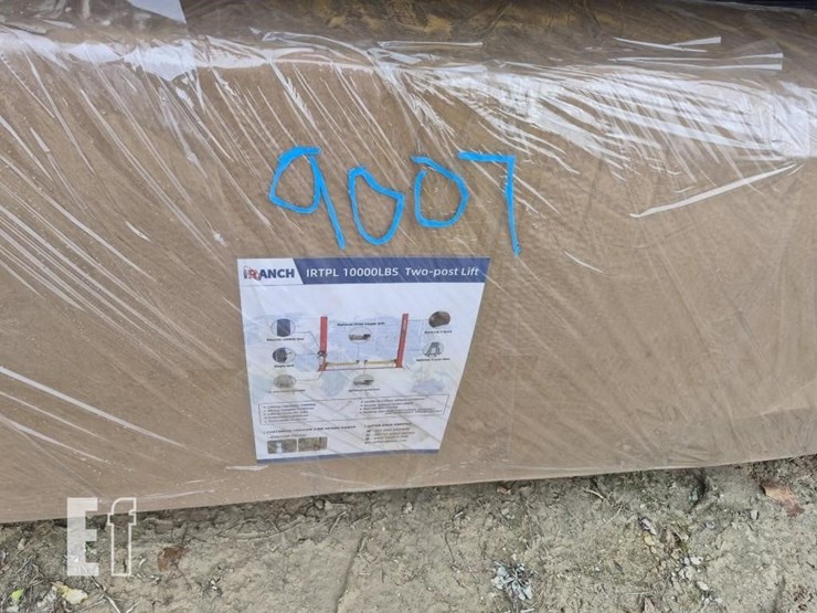 irlanch-two-post-10,000lb-lift-hoist-image-2