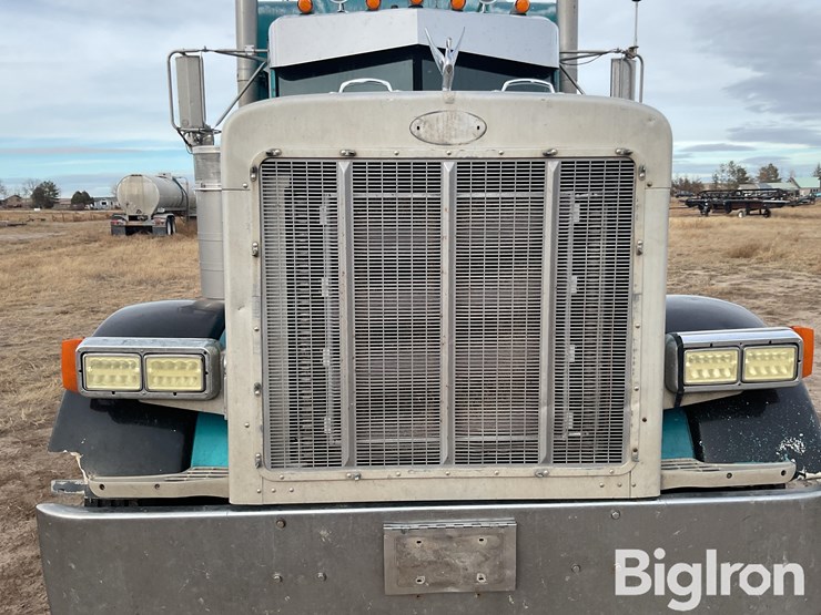 peterbilt-379-image-9