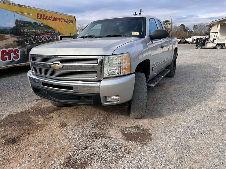 2012-chevrolet-silverado-1500-image-4