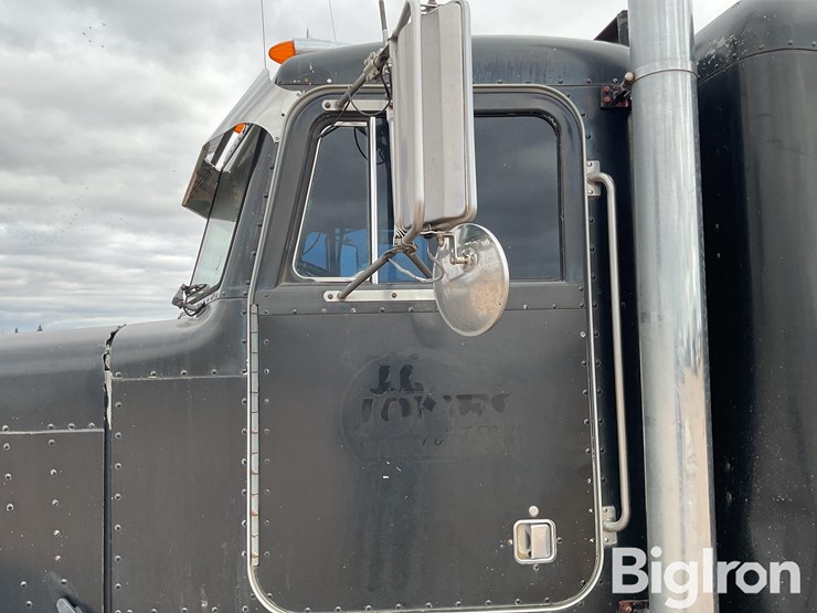 peterbilt-379-image-13