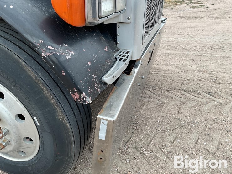 peterbilt-379-image-18