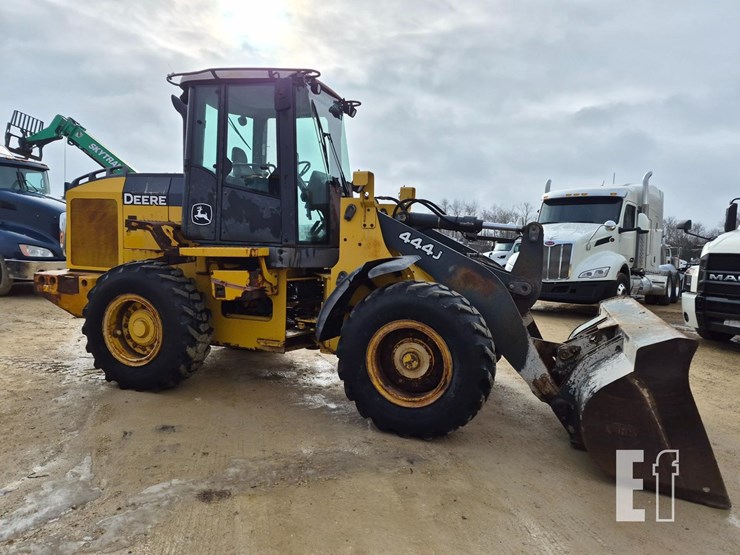 2006-deere-444j-image-6