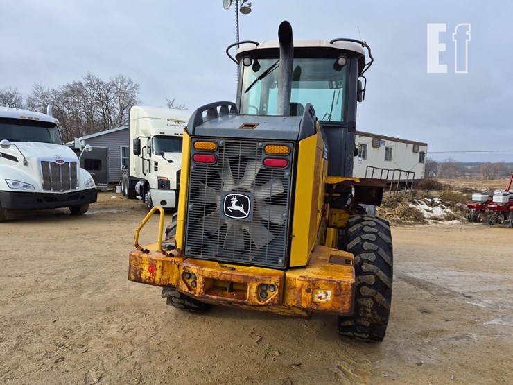 2006-deere-444j-image-9