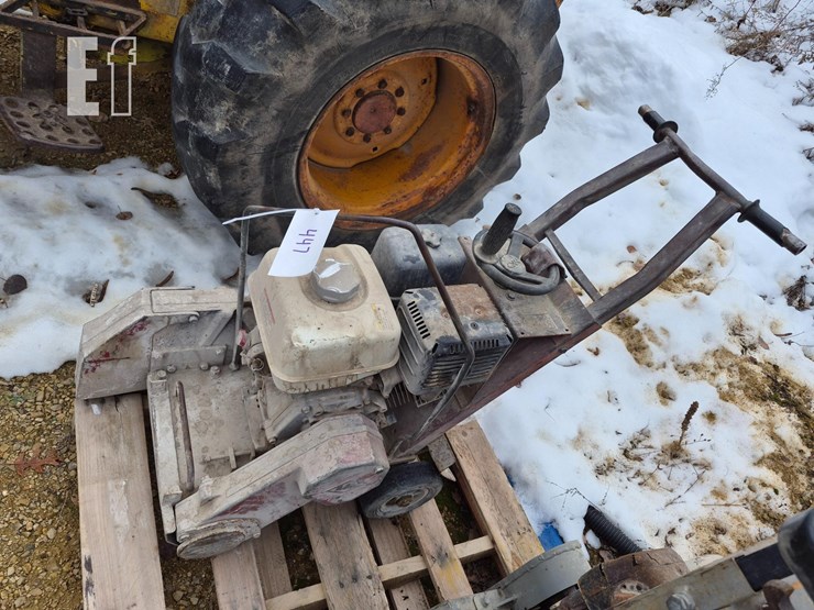 walk-behind-concrete-saw-image-1