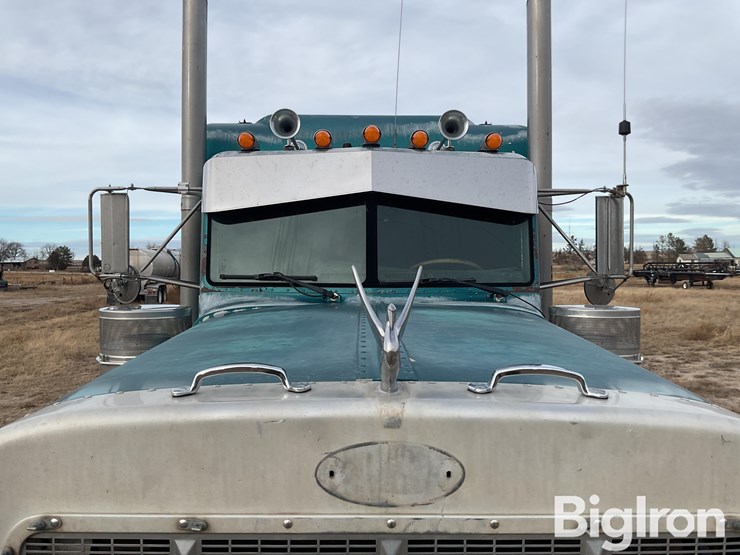 peterbilt-379-image-10